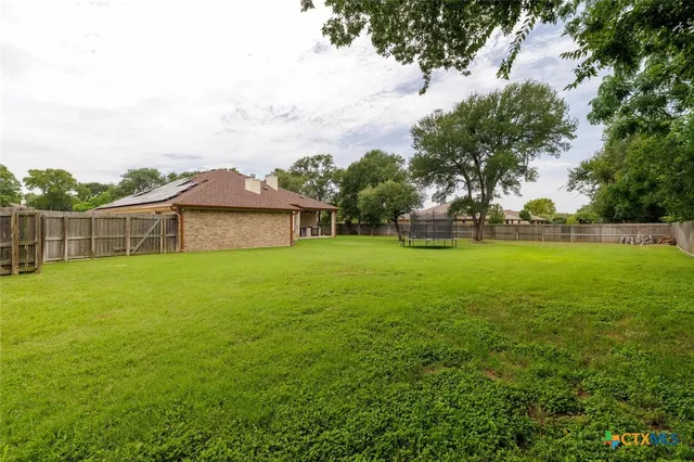 $585,000 | 910 Ridgeoak Drive, Belton, TX 76513