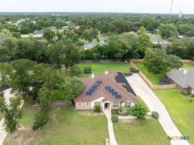 $585,000 | 910 Ridgeoak Drive, Belton, TX 76513