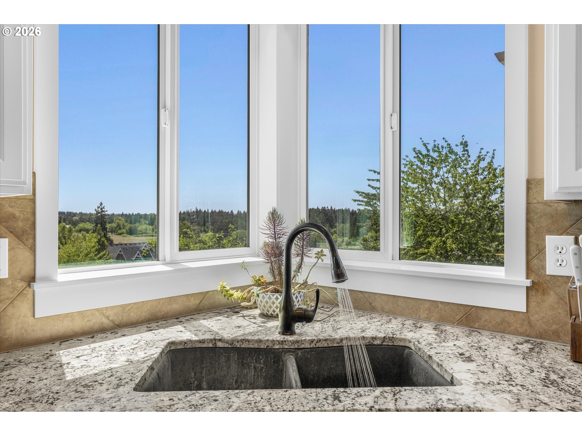 5214 Wedgewood Loop Newberg, OR 97132 - Photo 23 of 48