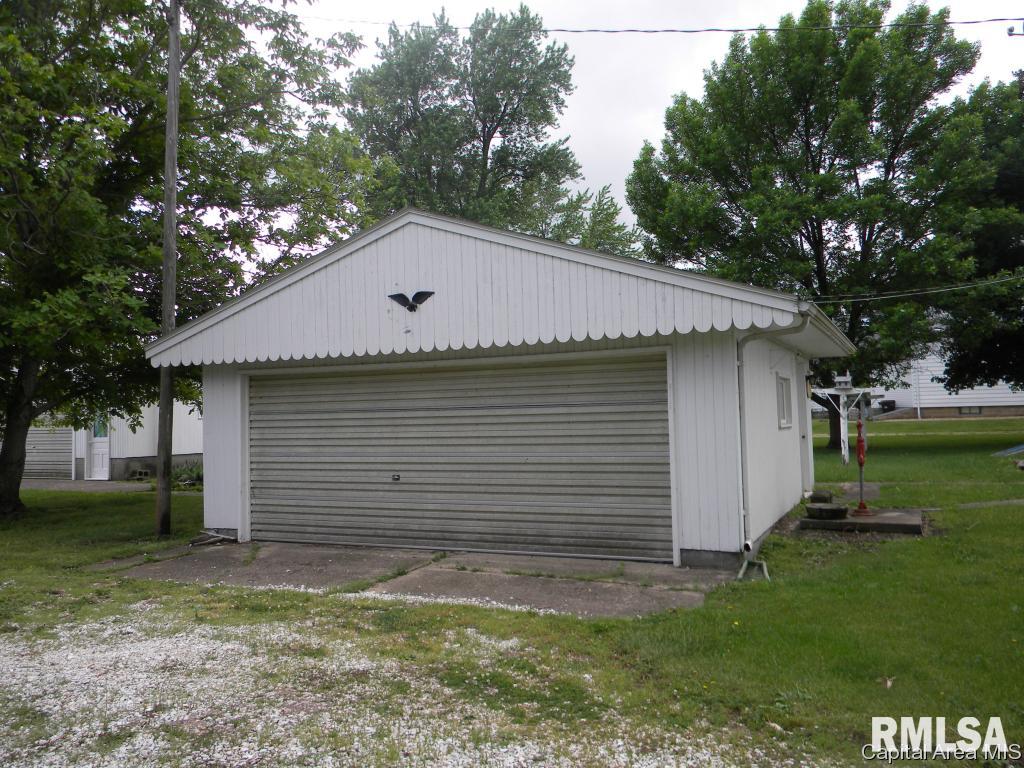 2159 Literberry Prentice Road Jacksonville, IL 62650 - Photo 13 of 16