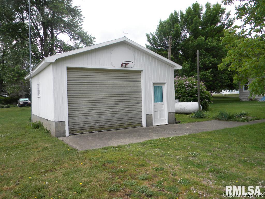 2159 Literberry Prentice Road Jacksonville, IL 62650 - Photo 14 of 16