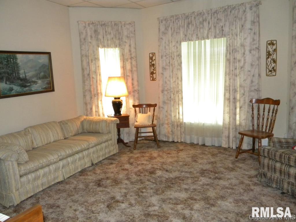 2159 Literberry Prentice Road Jacksonville, IL 62650 - Photo 4 of 16