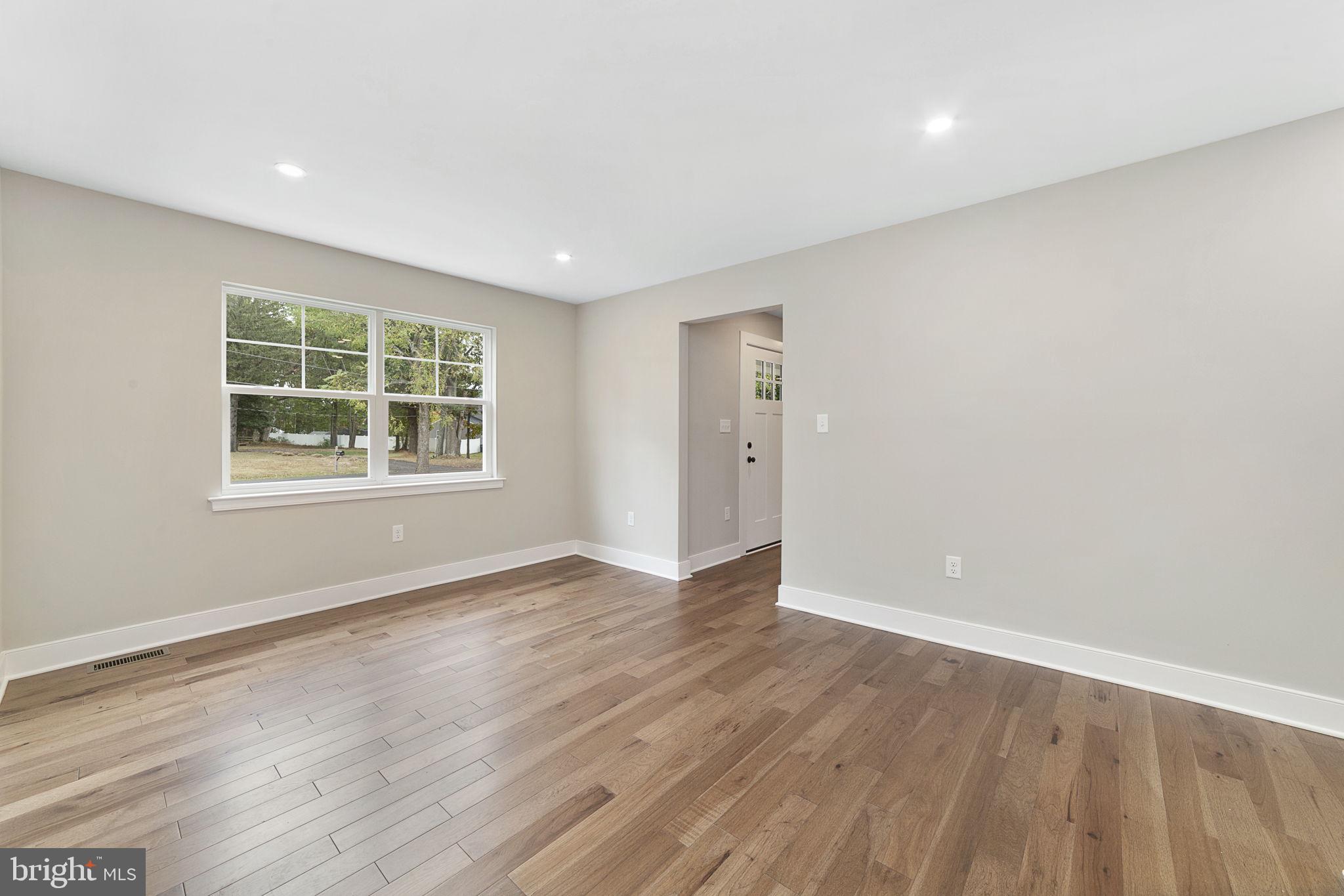 1208 Tunnel Road Perkasie, PA 18944 - Photo 18 of 34