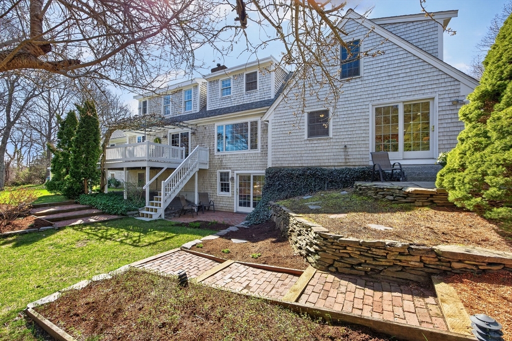 9 Gray Birch Road Sandwich, MA 02537 - Photo 32 of 42