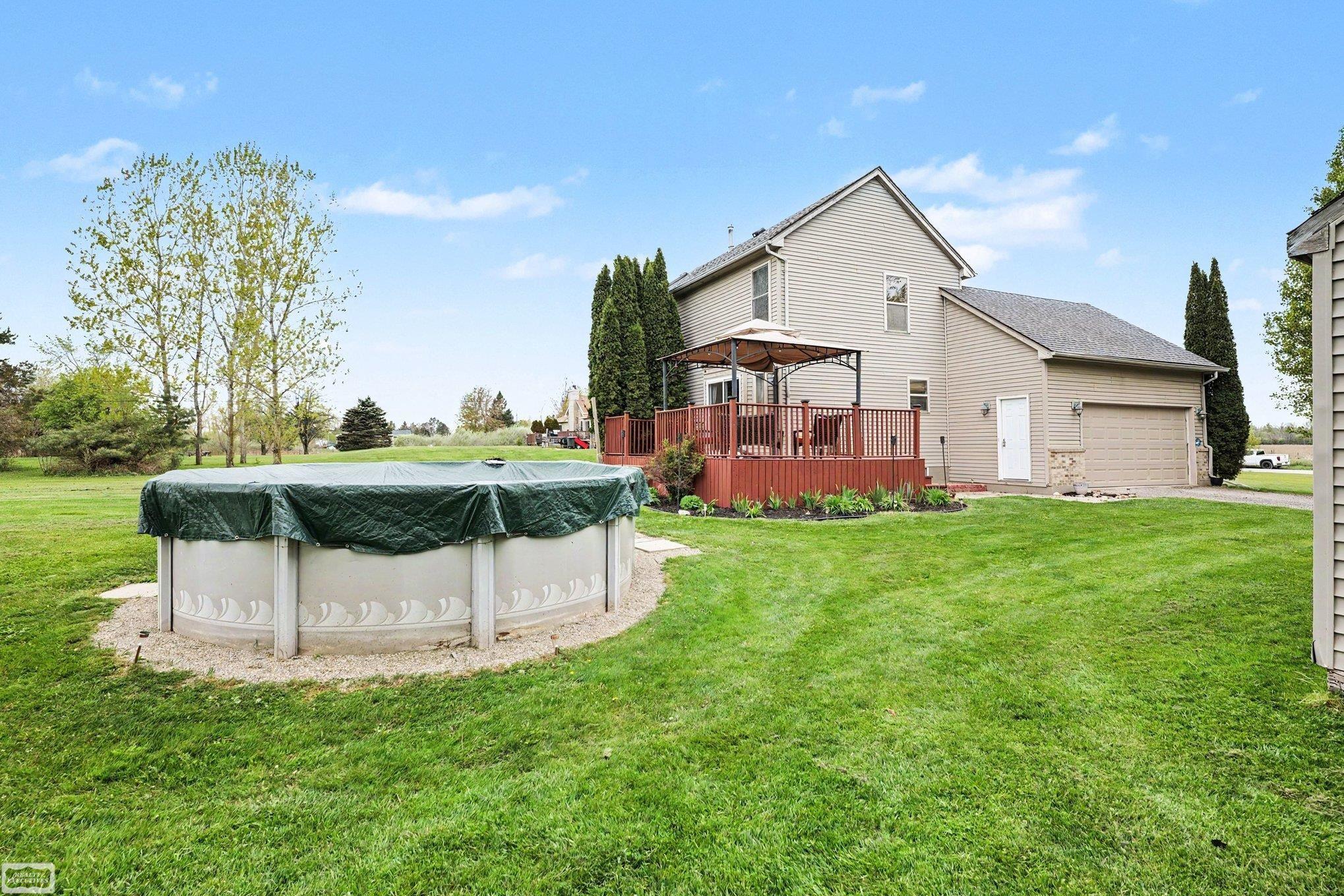 12525 Metcalf Road Emmett, MI 48022 - Photo 3 of 26