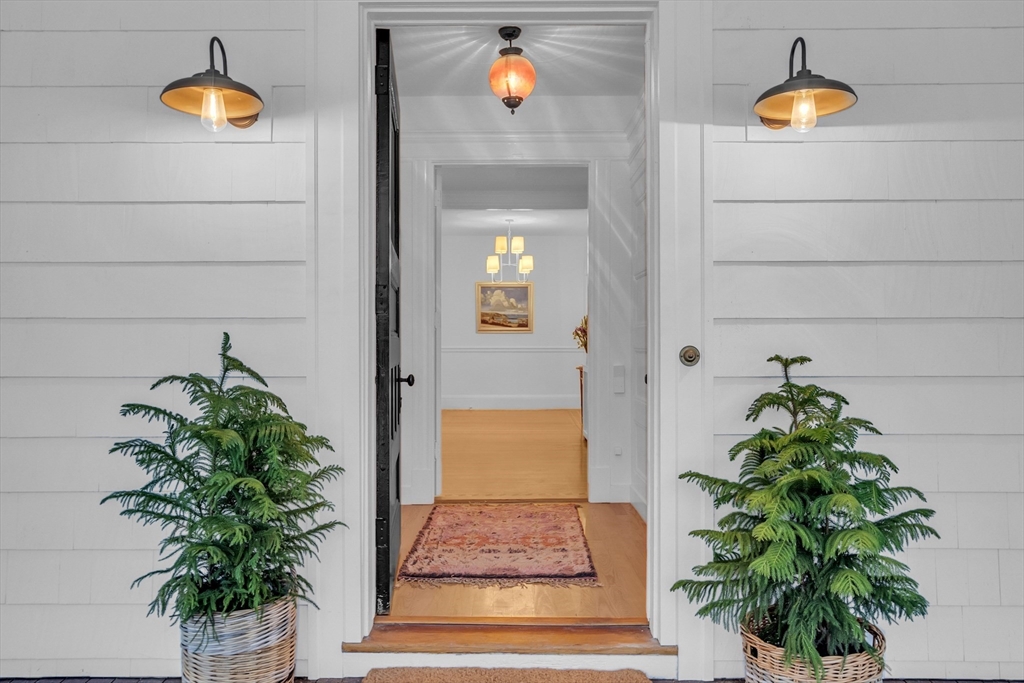 93 Coolidge Road Concord, MA 01742 - Photo 8 of 42 a view of bathroom with a potted plant