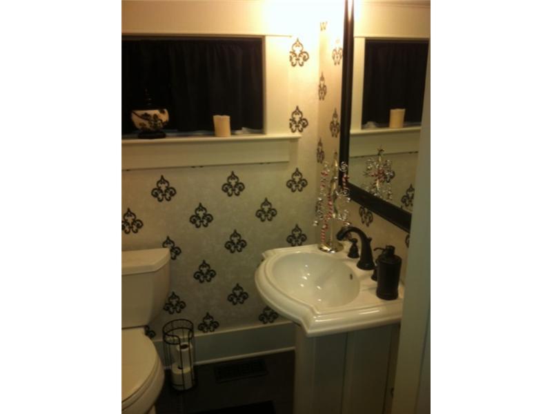 316 South Pendleton Avenue Pendleton, IN 46064 - Photo 19 of 24