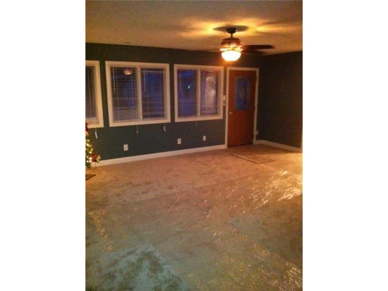 316 South Pendleton Avenue Pendleton, IN 46064 - Photo 10 of 24