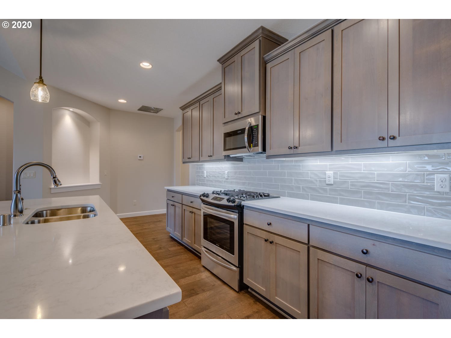 17308 Northeast 16th Avenue Ridgefield, WA 98642 - Photo 3 of 31 Gallery Image 3