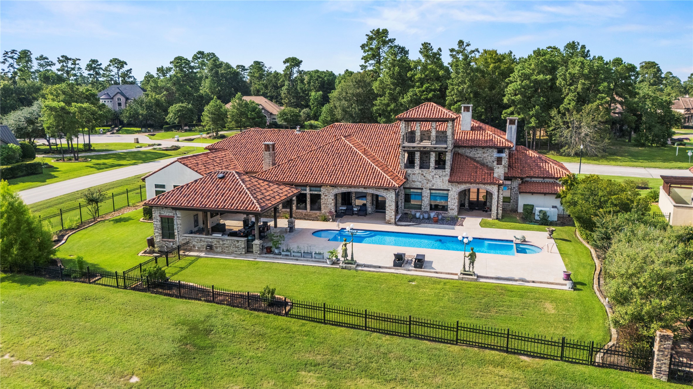 7715 Firethorne Creek Court Spring, TX 77389 - Photo 45 of 50 an aerial view of a house with swimming pool garden and outdoor seating