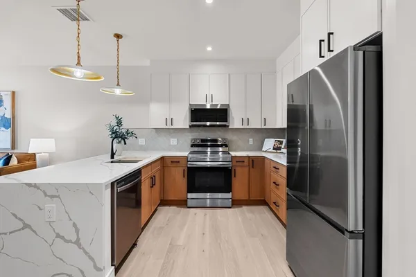 $799,999 | 27 Guild Street, Unit 101, Boston, MA 02119