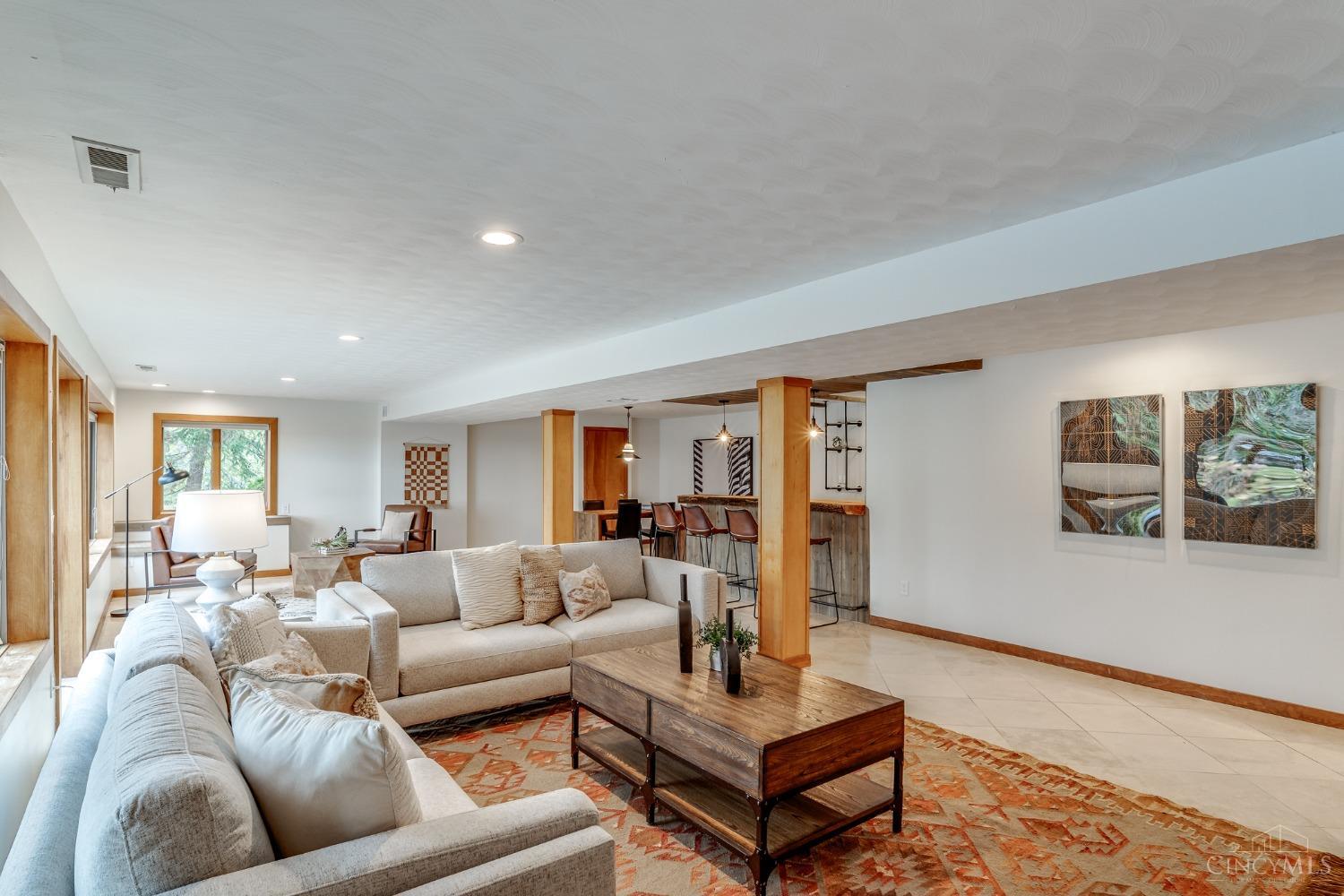 25 Locust Hill Road Cincinnati, OH 45245 - Photo 31 of 51 Gallery Image 31