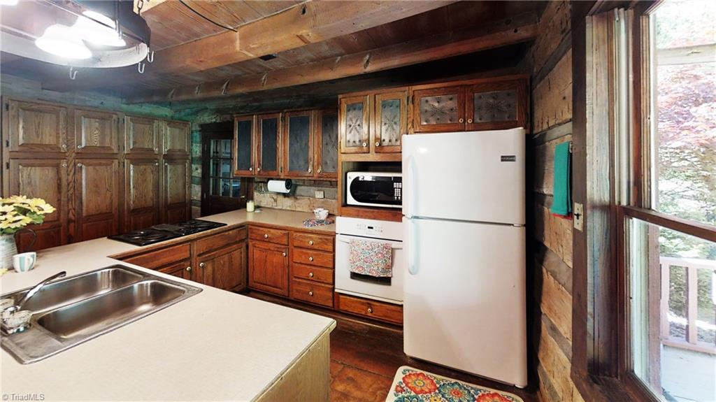 2700 Griffin Road Rural Hall, NC 27045 - Photo 7 of 30