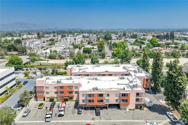 a picture of city view