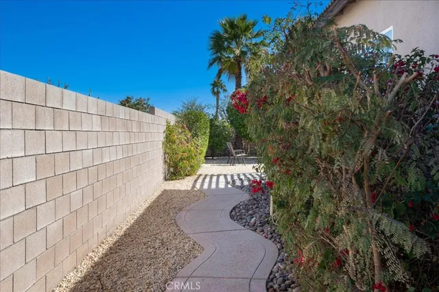 a view of a pathway of a building