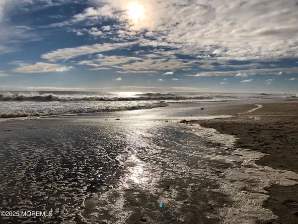 $4,500 | 196 3rd Avenue, Manasquan, NJ 08736