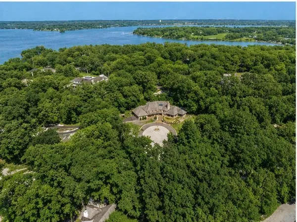$2,295,000 | 3574 Northome Road, Wayzata, MN 55391
