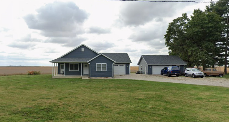 14770 Broadway Road Clinton, IL 61727 - Photo 1 of 1 front view of a house with a yard