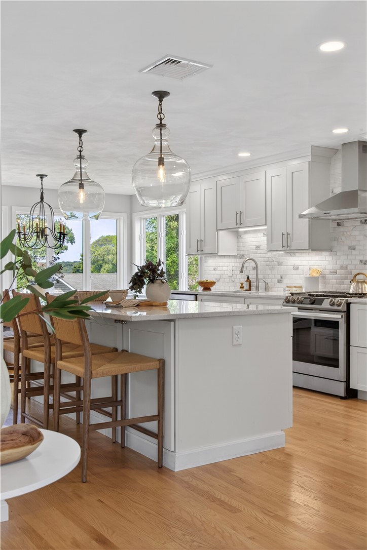 150 Cedar Island Road Narragansett, RI 02882 - Photo 11 of 50