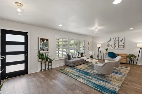 $1,495,000 | 5721 Louise Lane, Austin, TX 78757