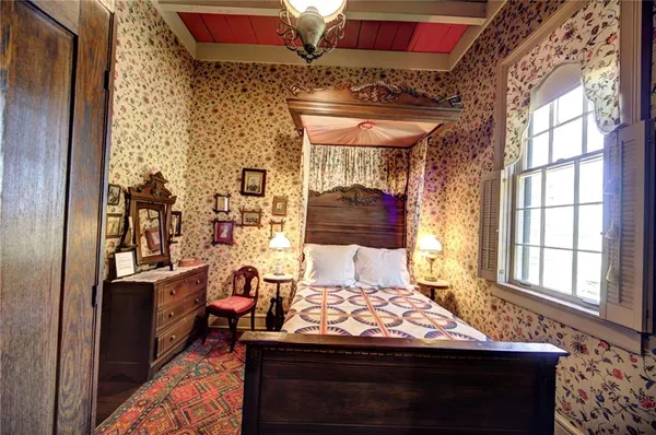 $1,400,000 | 3110 Highway 494, Natchitoches, LA 71457