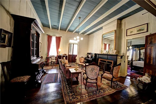 $1,400,000 | 3110 Highway 494, Natchitoches, LA 71457