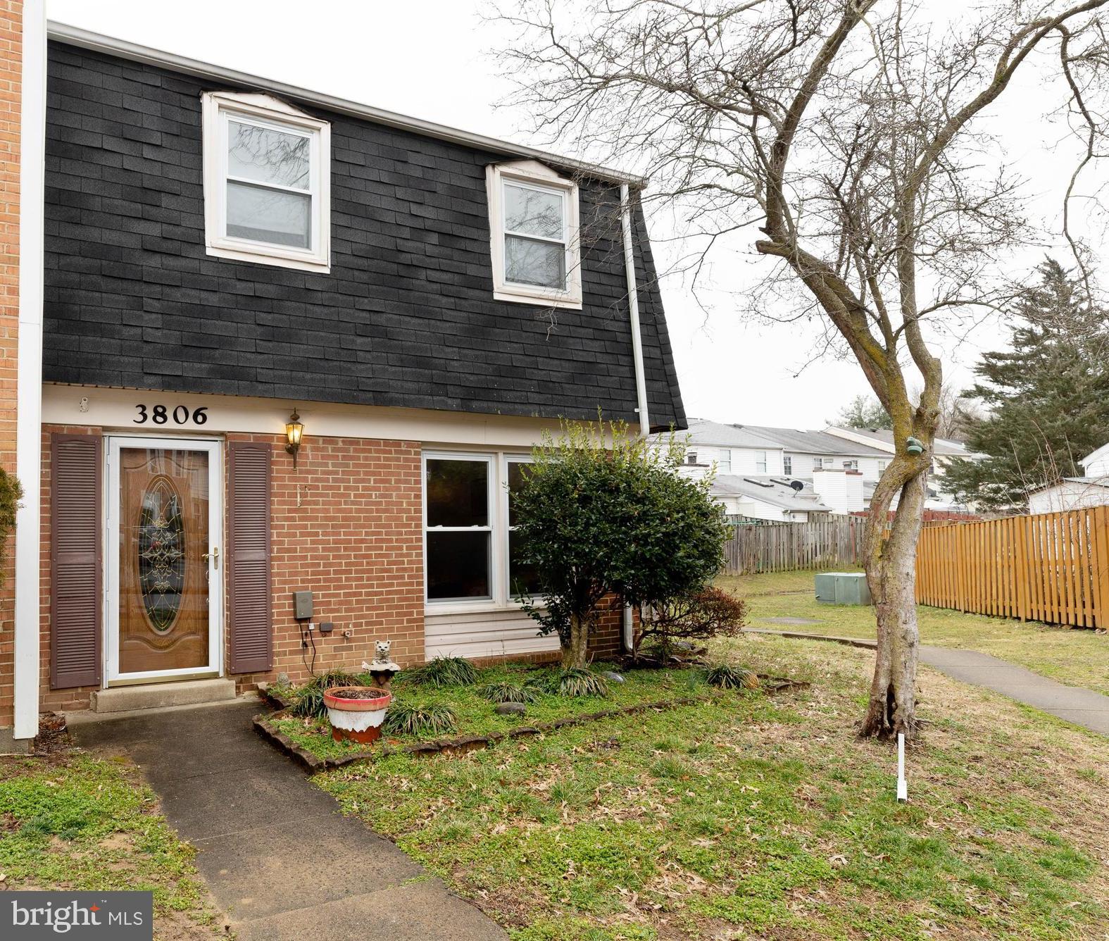 3806 Port Hope Point Triangle, VA 22172 - Photo 2 of 29 End Unit