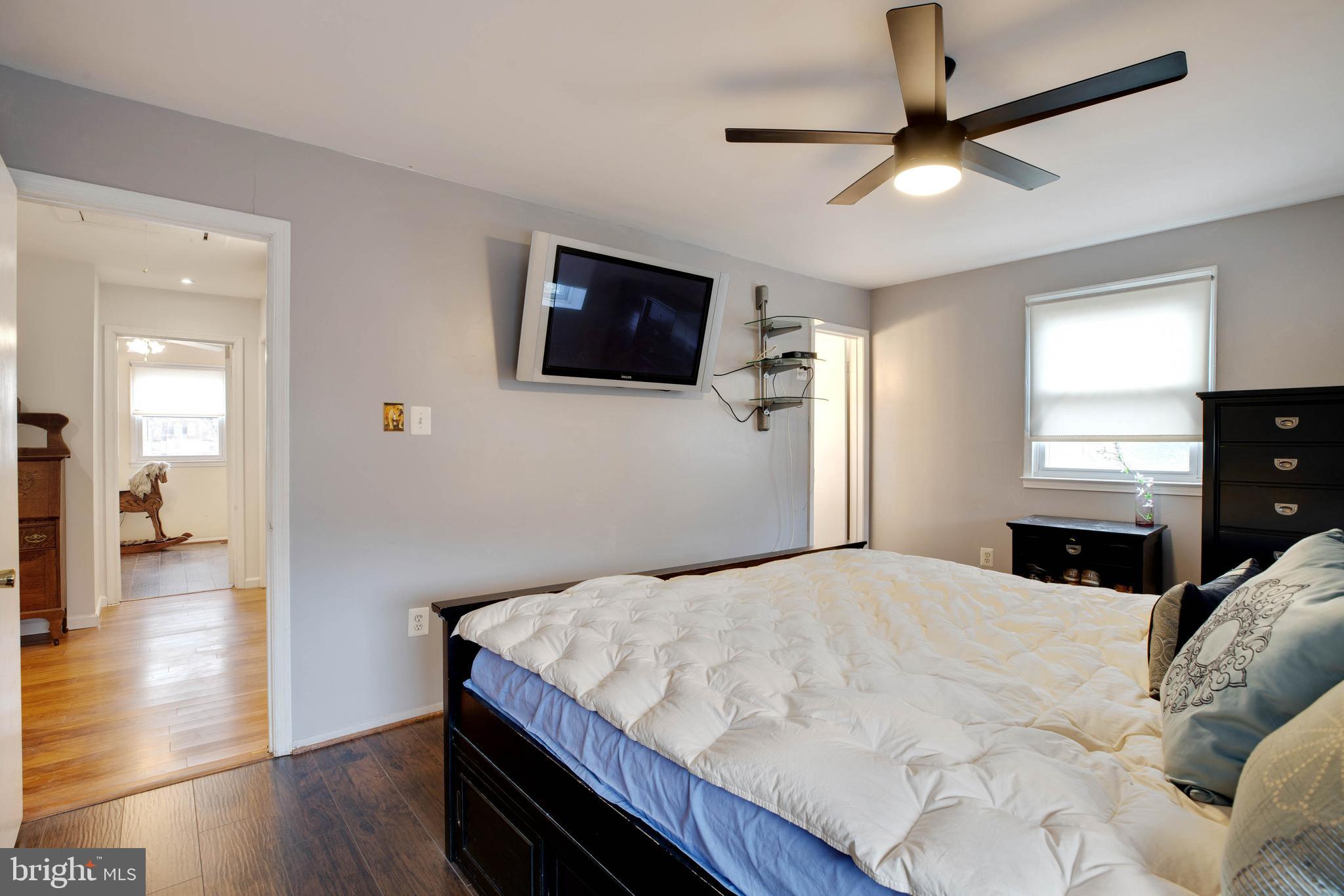 3806 Port Hope Point Triangle, VA 22172 - Photo 18 of 29 Master bedroom
