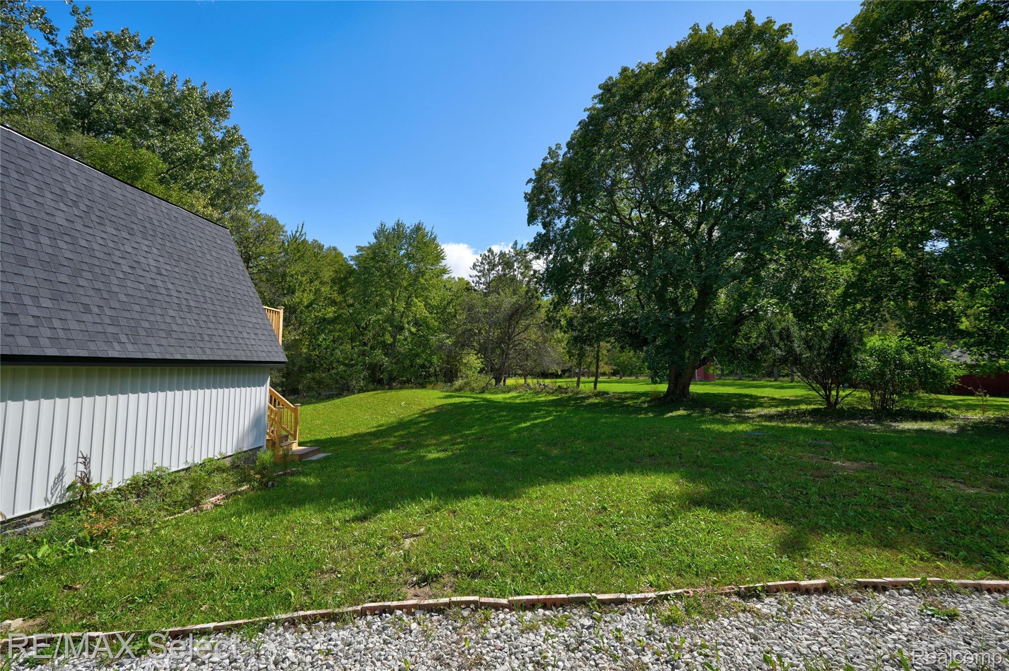 12111 Linden Road Linden, MI 48451 - Photo 9 of 63 12111 Linden Rd 11.jpg