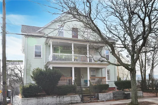 $2,150 | 910 Atwells Avenue, Unit 3, Providence, RI 02909