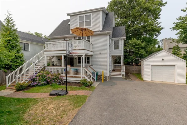 $995,000 | 28 Beecher Place, Unit B, Newton, MA 02459