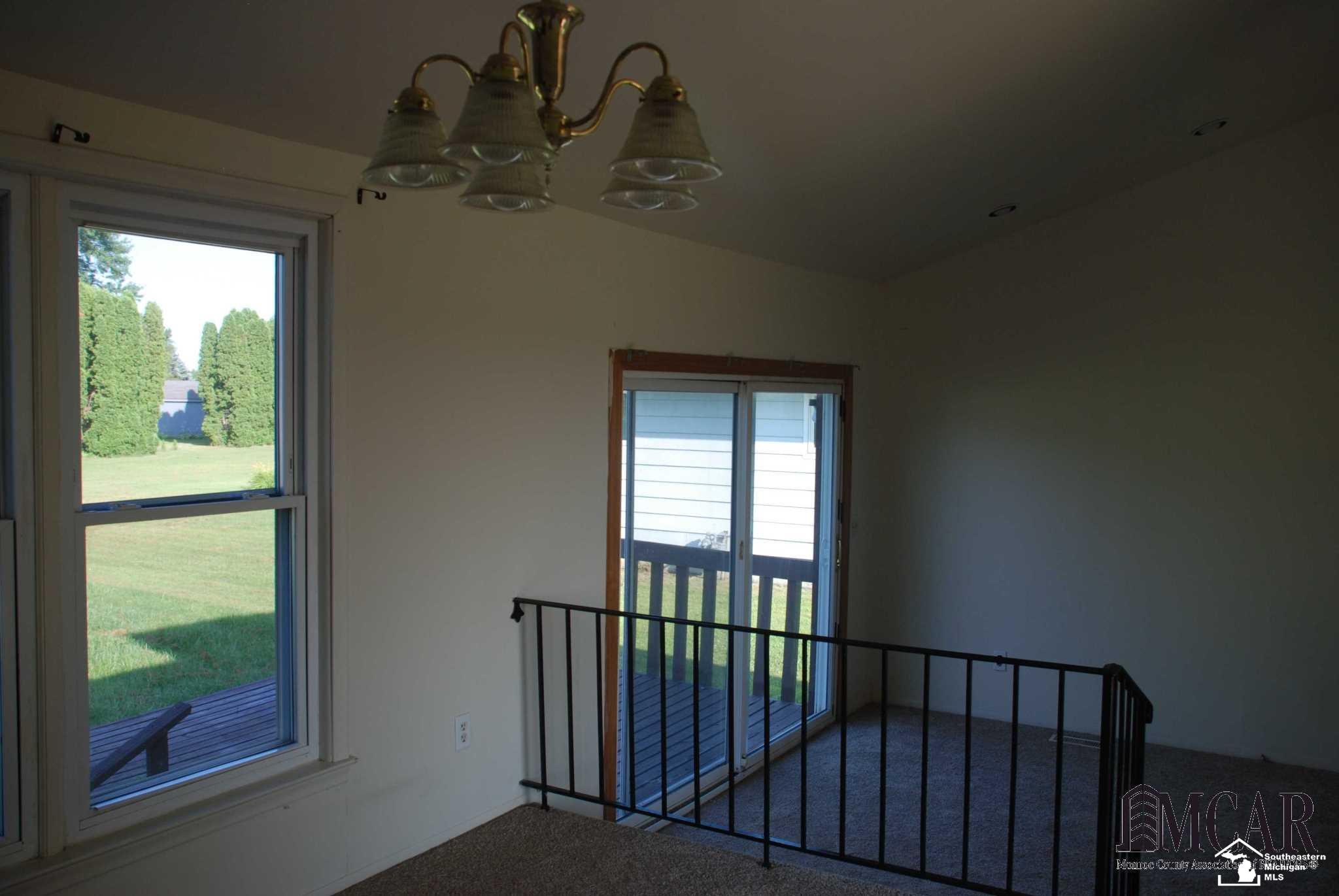4647 Bluebush Road Monroe, MI 48162 - Photo 7 of 39