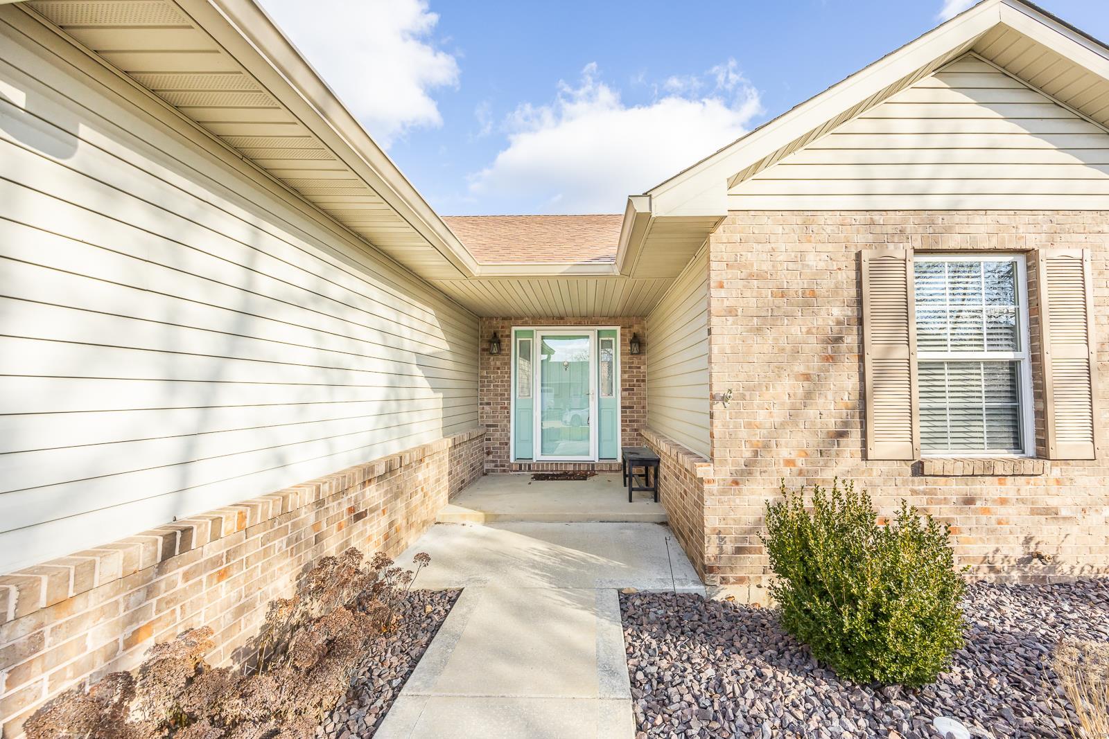 920 Fox Glenn Lane Belleville, IL 62221 - Photo 4 of 26