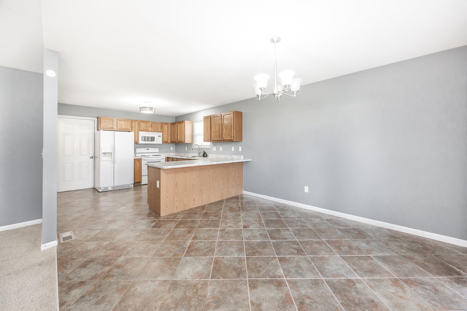 920 Fox Glenn Lane Belleville, IL 62221 - Photo 9 of 26