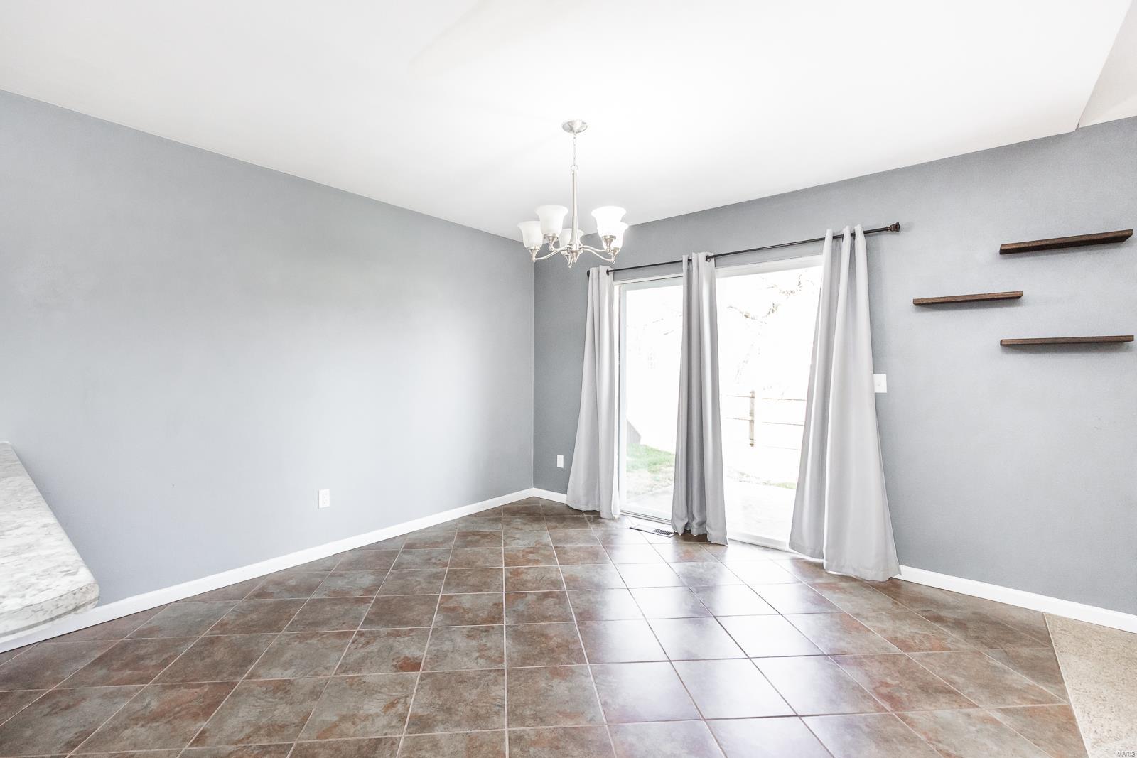 920 Fox Glenn Lane Belleville, IL 62221 - Photo 10 of 26