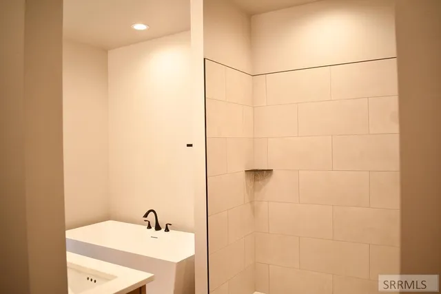 $689,900 | 1825 East 170 North, Rexburg, ID 83440