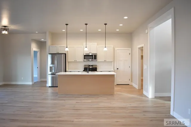 $689,900 | 1825 East 170 North, Rexburg, ID 83440