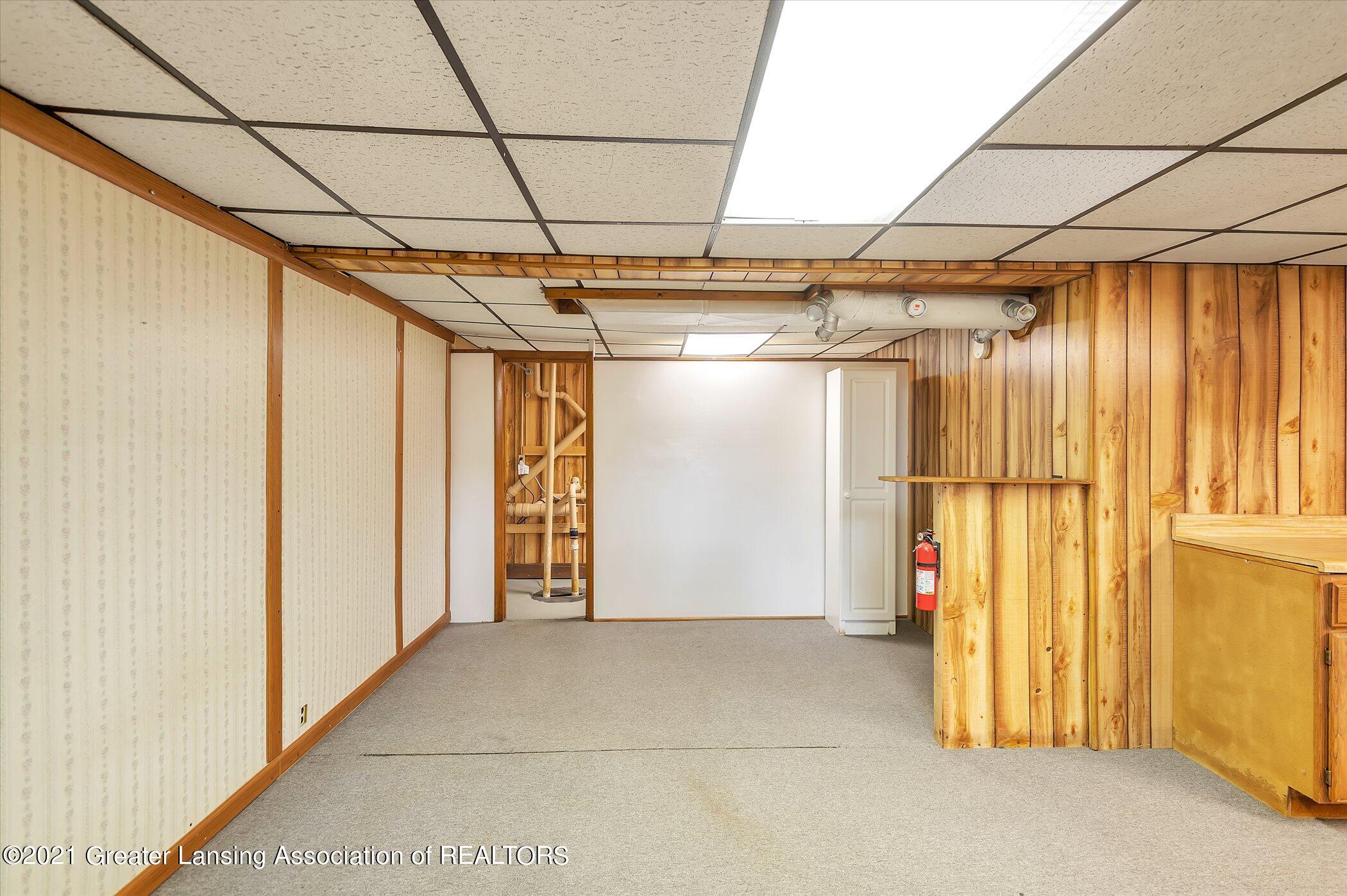 301 Stoner Road Lansing, MI 48917 - Photo 31 of 40 31-301-Stoner-Rd-Windowstill-Real-Estate