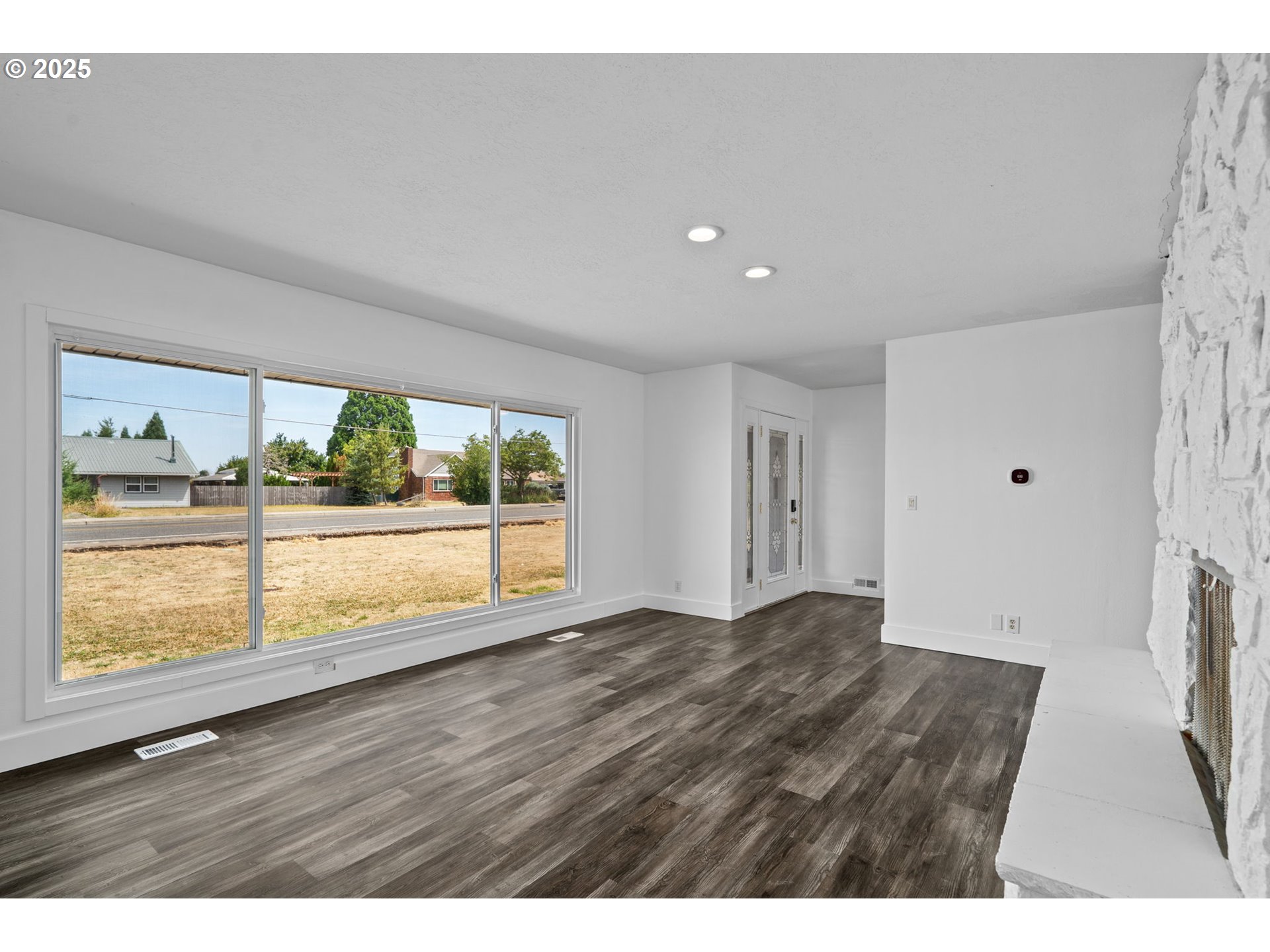 904 Toliver Road Molalla, OR 97038 - Photo 6 of 41 Gallery Image 6