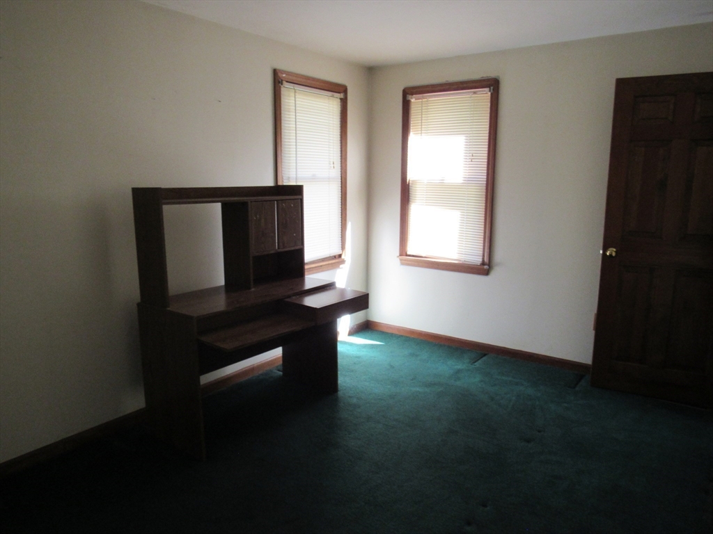 30 Taft Avenue Mendon, MA 01756 - Photo 11 of 32