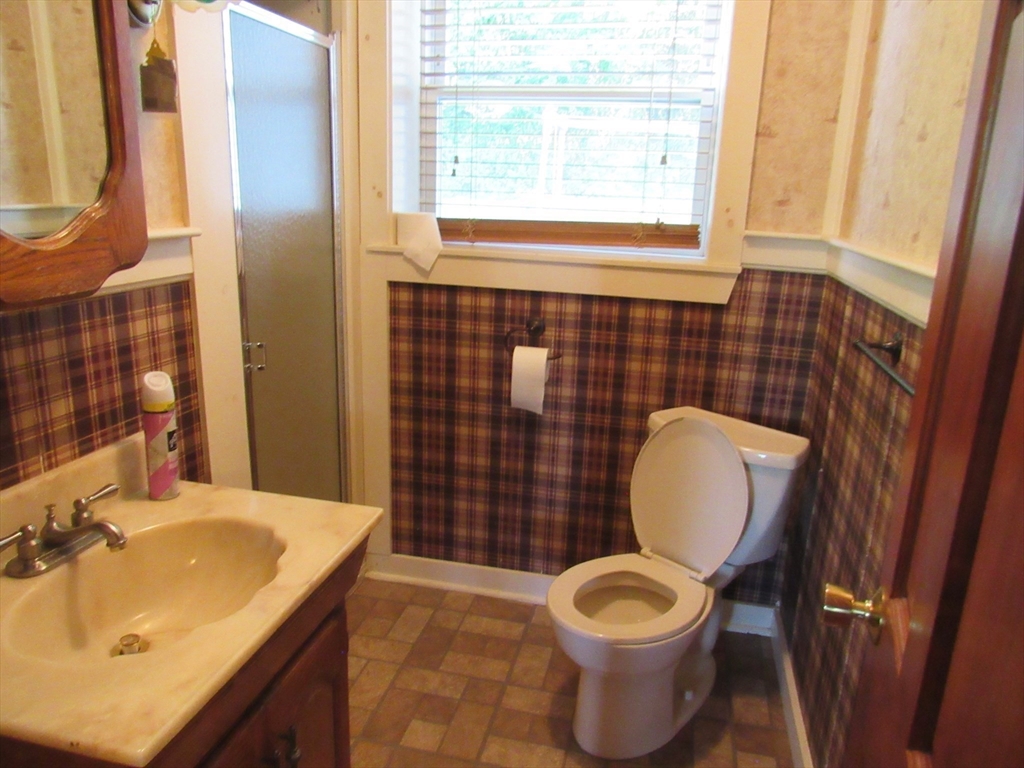 30 Taft Avenue Mendon, MA 01756 - Photo 21 of 32