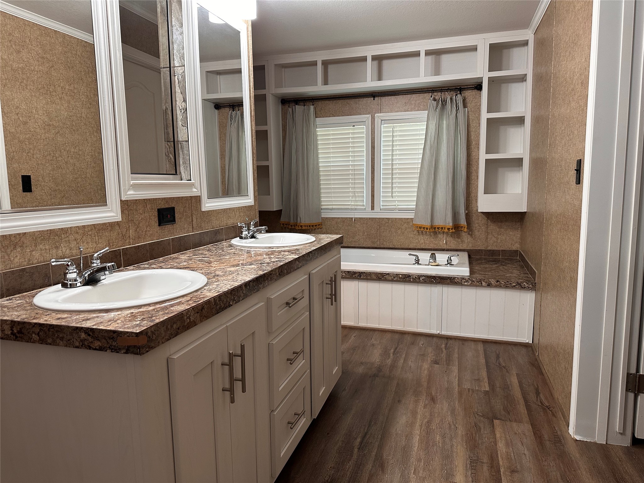 17300 Sweed Road Washington, TX 77880 - Photo 11 of 27 Gallery Image 11