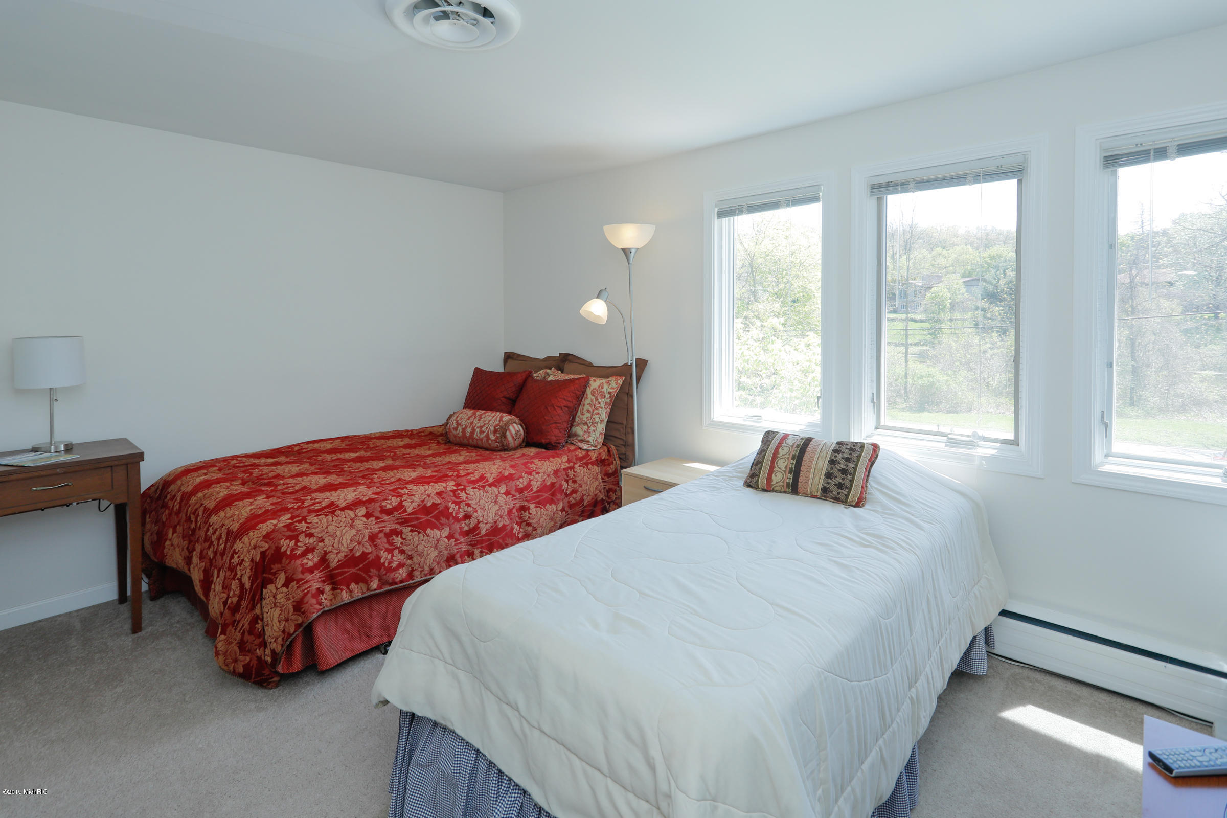 2516 Angling Road Kalamazoo, MI 49008 - Photo 20 of 35 2516 Angling Rd-119