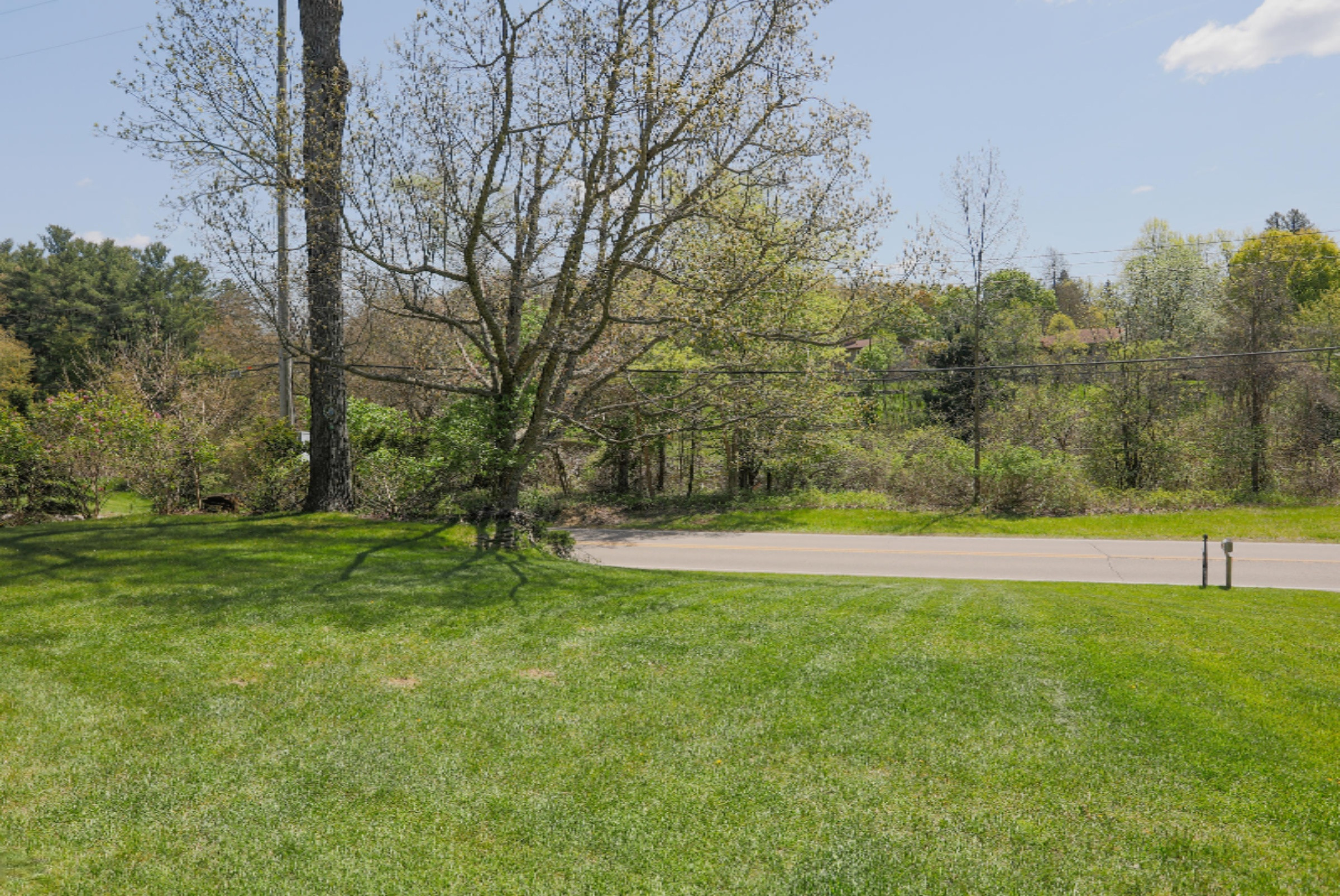 2516 Angling Road Kalamazoo, MI 49008 - Photo 32 of 35 2516 Angling Rd-131