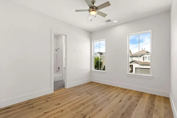 $1,224,999 | 710 Waverly Street, Unit E, Houston, TX 77007