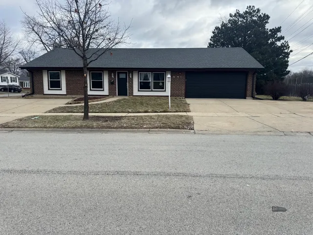 $435,000 | 7315 Cumberland Drive, Hanover Park, IL 60133