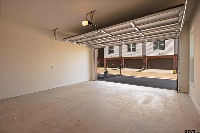 a view of a garage
