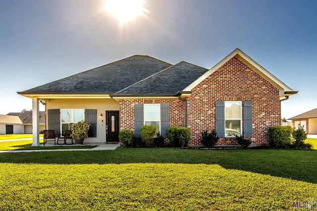 $349,500 | 151 Rue Claudet, Lockport, LA 70374