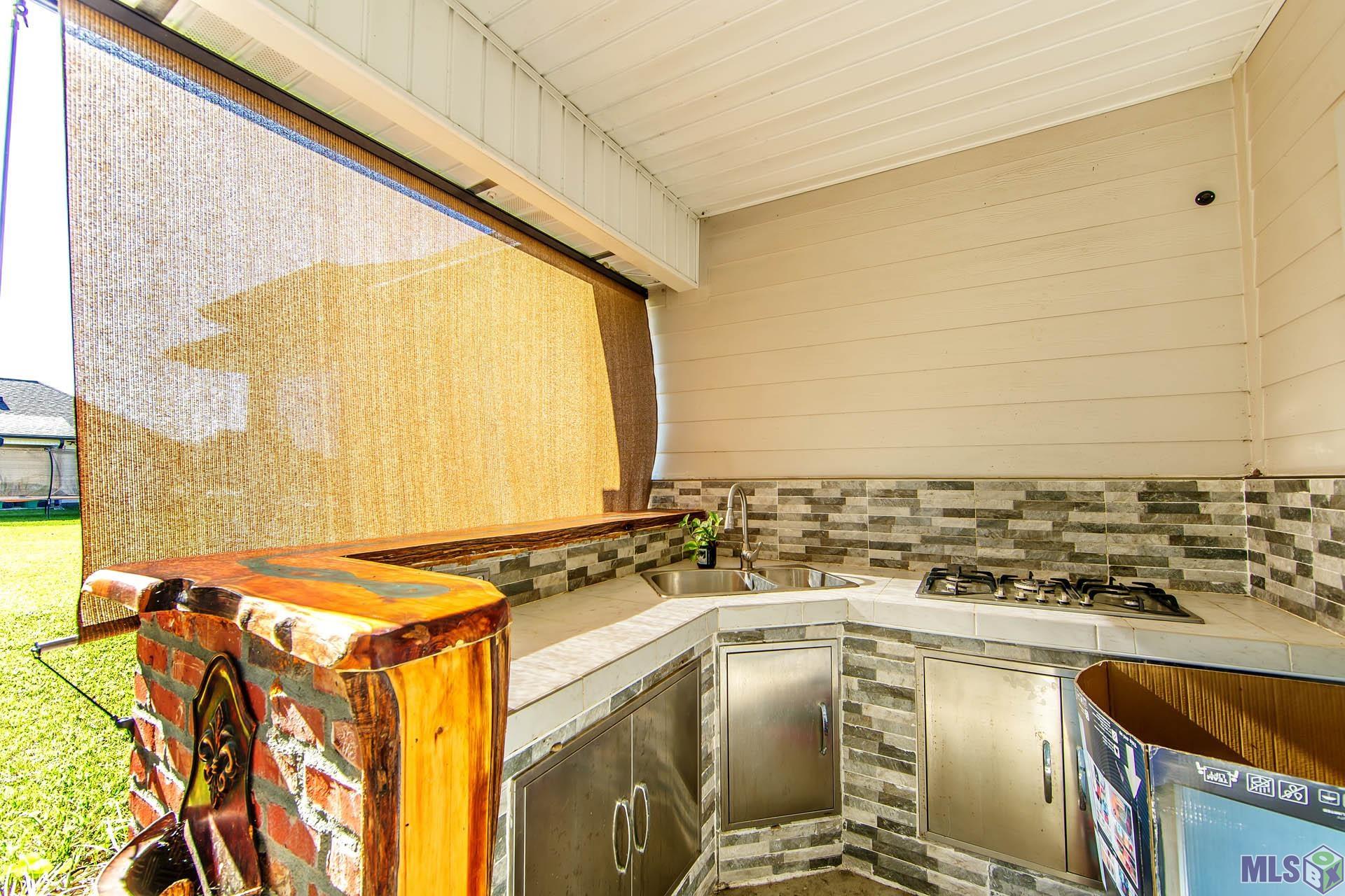 151 Rue Claudet Lockport, LA 70374 - Photo 6 of 20