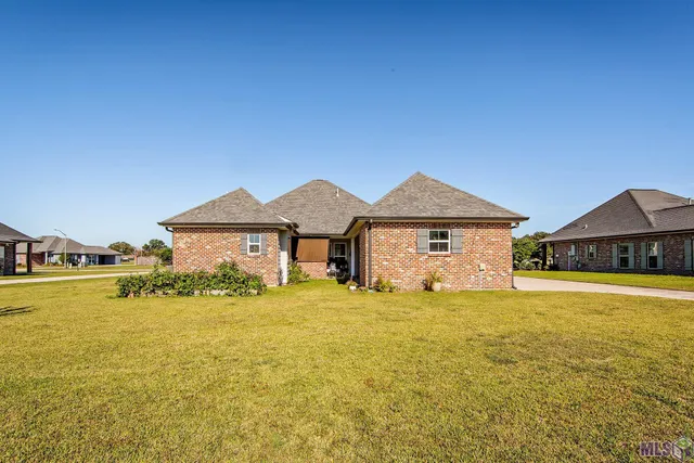 $349,500 | 151 Rue Claudet, Lockport, LA 70374
